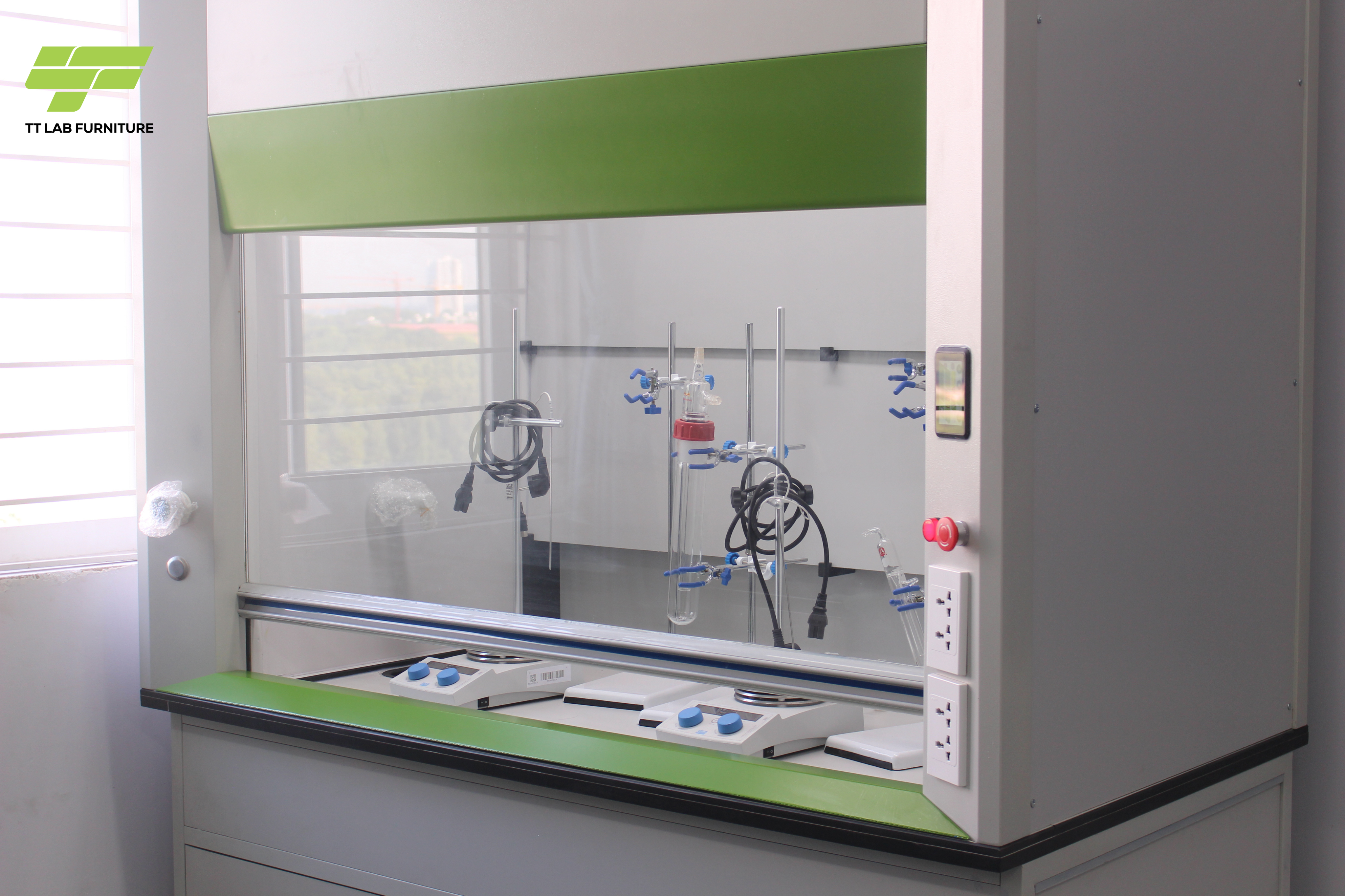 Bán tủ hút khí độc có sẵn tại xưởng